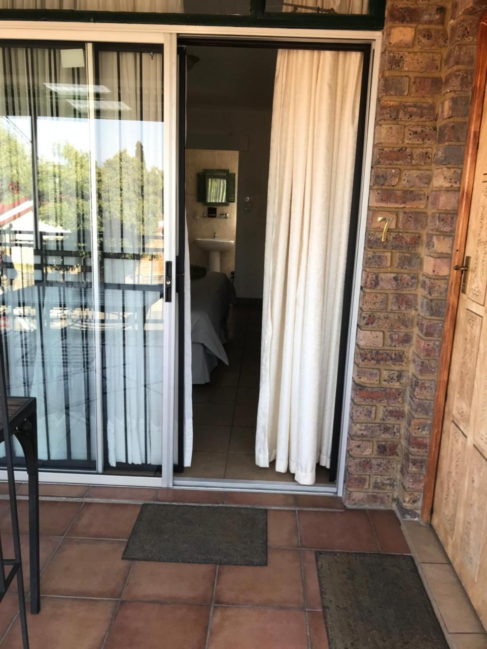 Forget Me Not Guest House Witbank Eksteriør billede